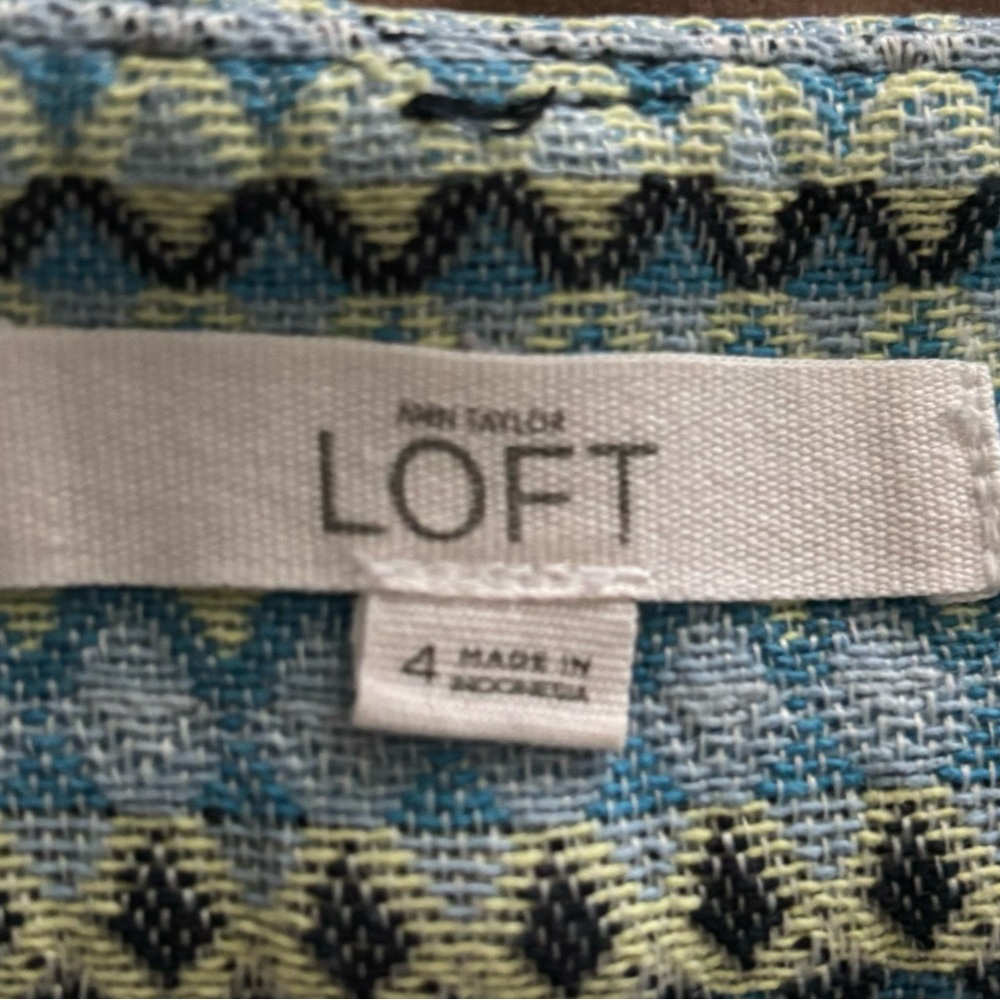 LOFT Riviera Shorts 4 - Picture 5 of 9